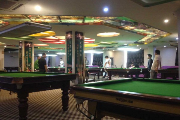 成都健身桑拿浴：体验都市养生新时尚(成都健身浴室)